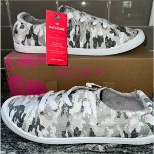 Women’s Roxy Bayshore Slip On Shoe.  Size 11 Grey Camo